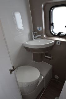Hobby Kastenwagen Badezimmer