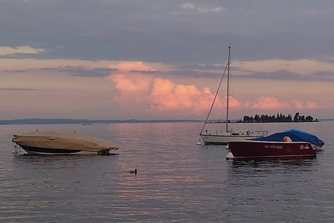 See am Abend mit Boote