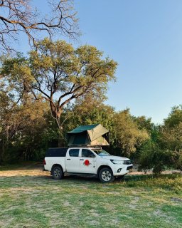 Reisebericht Namibien Botswana mit Dachzelt
                           Campingplatz