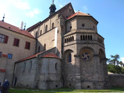 Die romanische Kirche des Heiligen Prokopp 