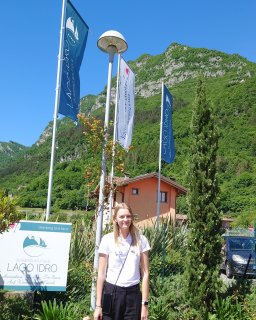 Eingang Campingplatz Lago Idro Glamping Boutique