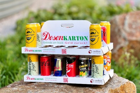 Dosenkarton, Karton mit Dosen.