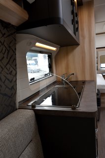 Wohnwagen Hobby 540 UL De Luxe Küche