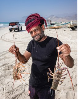 Reisebericht Oman Mughsail Beach Lobster Fischer