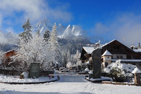 Südtirol Campingplatz im Schnee