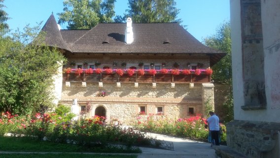 Nebengebäude des Klosters Moldovita