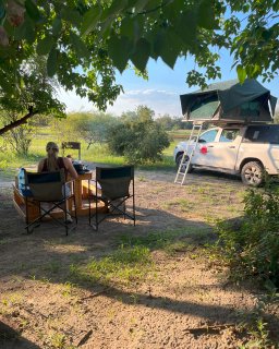 Reisebericht Namibien Botswana mit Dachzelt
                           Campingplatz