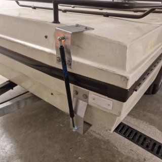 Dämpfer zur Hubunterstützung zum Auffalten eines Zeltanhängers