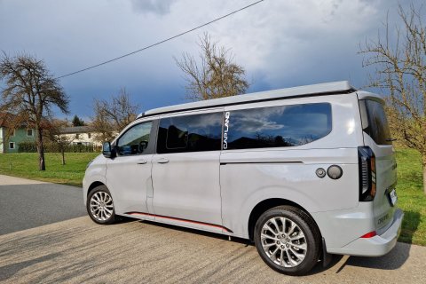 Dreamer Cap Land Select Campervan