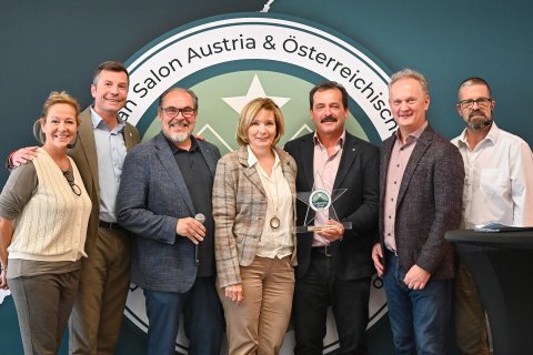 Tirol Camp Fieberbrunn Team und die Initiatoren
                           des Camping Star und Weinzettl und Rudle