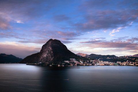 Lugano in der Schweiz / Foto von Fabrice
                           Villard auf Unsplash