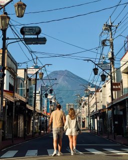 Honcho Street
                           Japan