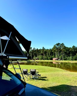 Camping Tehumardi Dachzelt ausblick Teich