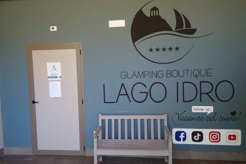 Rezeption am Campingplatz Lago Idro Glamping Boutique